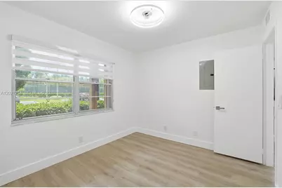 300 SW 130th Ter #110B, Pembroke Pines, FL 33027 - Photo 13