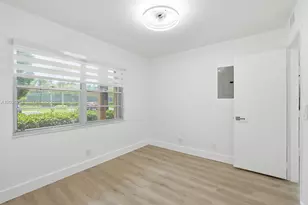 300 SW 130th Terrace, Pembroke Pines, FL 33027 - Photo 13