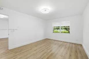 300 SW 130th Terrace, Pembroke Pines, FL 33027 - Photo 11
