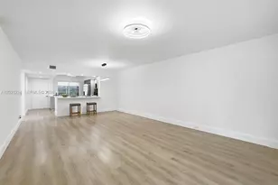 300 SW 130th Terrace, Pembroke Pines, FL 33027 - Photo 5