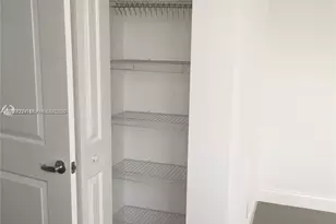 111 E Flagler St, Miami, FL 33131 - Photo 13