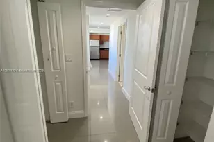 111 E Flagler St, Miami, FL 33131 - Photo 15