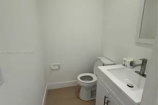 1247 NE 23rd Ave, Pompano Beach, FL 33062 - Photo 7