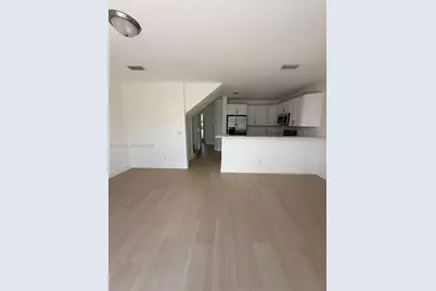 1247 NE 23rd Ave, Pompano Beach, FL 33062 - Photo 17