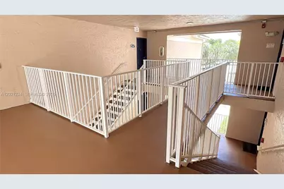 15821 SW 104th Ter #304, Miami, FL 33196 - Photo 17