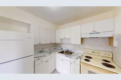 6842 SW 15th St #6842, Miami, FL 33144 - Photo 5