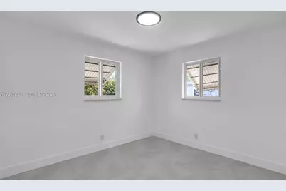 821 SW 7th Ave #2, Hallandale Beach, FL 33009 - Photo 9