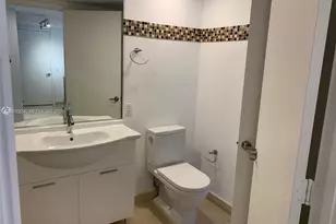 475 Brickell Ave, Miami, FL 33131 - Photo 15