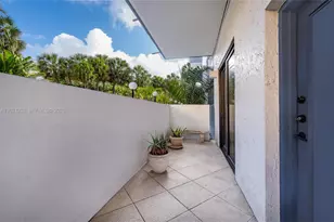 2715 Tigertail Ave, Miami, FL 33133 - Photo 13