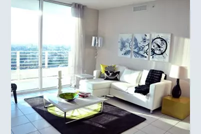 110 SW 12th Street #907, Miami, FL 33130 - Photo 3