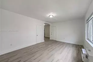 955 Bay Dr, Miami Beach, FL 33141 - Photo 11