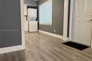 820 SE 12th St, Fort Lauderdale, FL 33316 - Photo 3