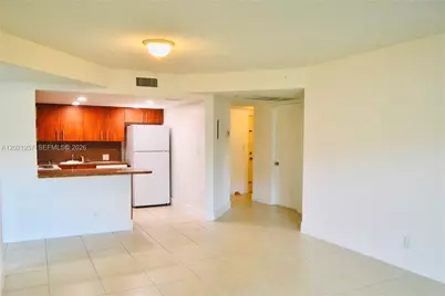 8290 Lake Dr #130, Doral, FL 33166 - Photo 5