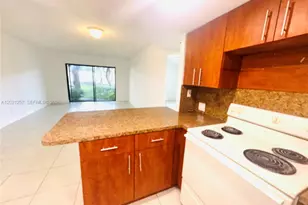 8290 Lake Dr, Doral, FL 33166 - Photo 3