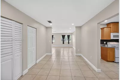 2620 NW 15th St, Fort Lauderdale, FL 33311 - Photo 13