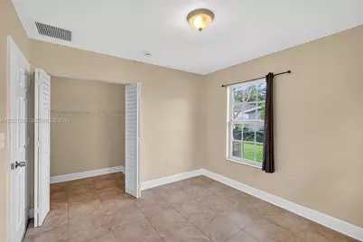 2620 NW 15th St, Fort Lauderdale, FL 33311 - Photo 35