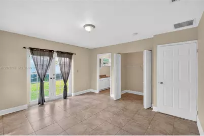 2620 NW 15th St, Fort Lauderdale, FL 33311 - Photo 27
