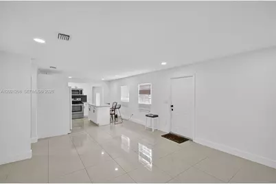 8224 NW 1st Pl, Miami, FL 33150 - Photo 3
