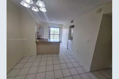 5560 W 21st Ct #308, Hialeah, FL 33016 - Photo 11