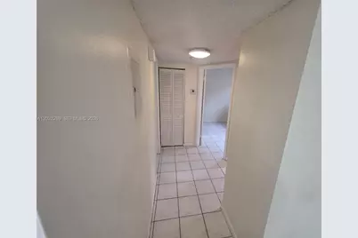 5560 W 21st Ct #308, Hialeah, FL 33016 - Photo 19
