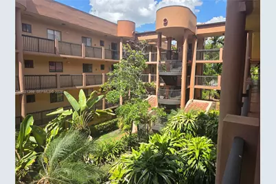 5560 W 21st Ct #308, Hialeah, FL 33016 - Photo 1