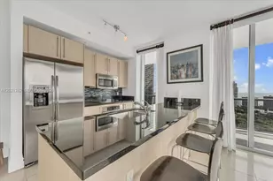 79 SW 12th St, Miami, FL 33130 - Photo 5