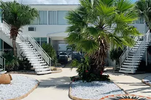 1840 S Treasure Dr, North Bay Village, FL 33141 - Photo 29