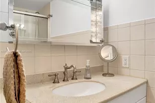 500 SE 21st Ave, Deerfield Beach, FL 33441 - Photo 17