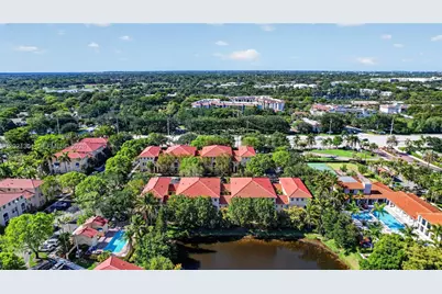 120 Jacaranda Country Club Dr #205, Plantation, FL 33324 - Photo 51