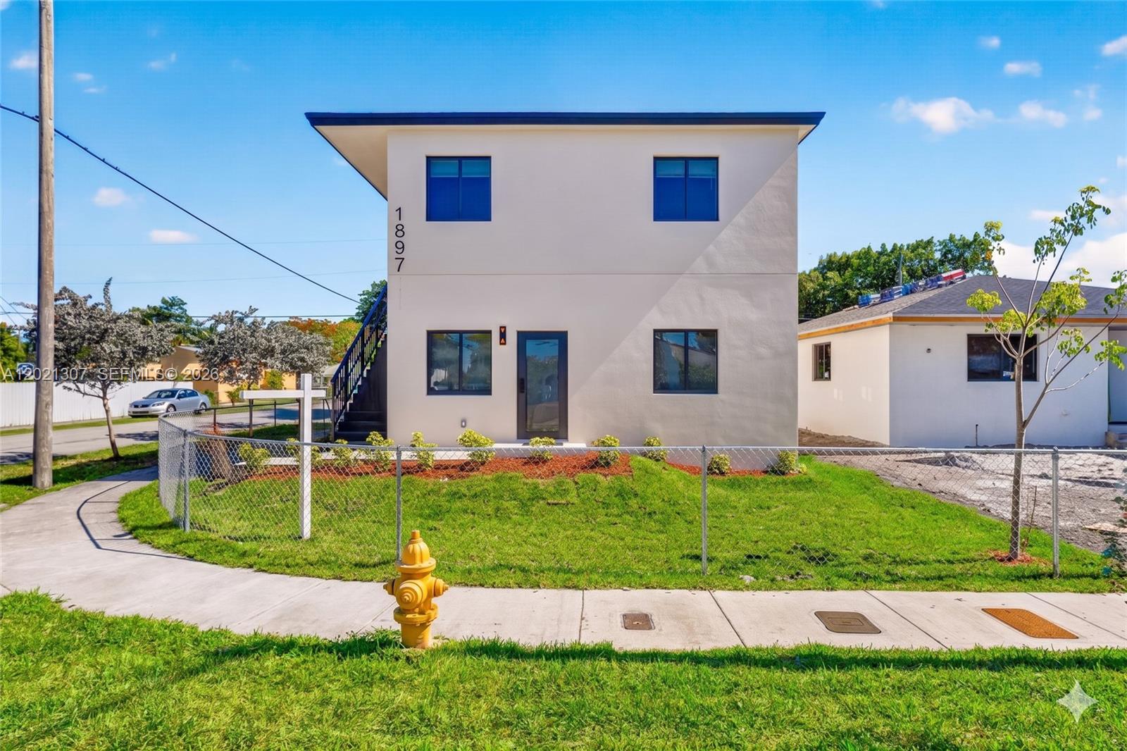 1895 NW 47th Terrace - 1895 NW 47th Terrace, Miami, FL 33142 Luxury Property | Jose Angel Pina
