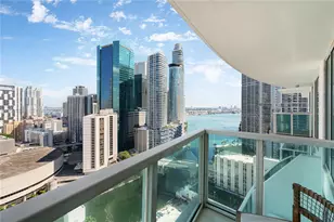 41 SE 5th St, Miami, FL 33131 - Photo 27