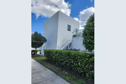6369 NW 104th Path #Next Gen, Doral, FL 33178 - Photo 3