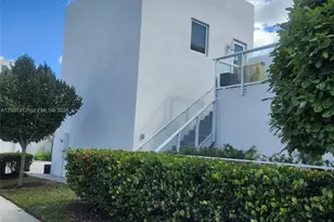 6369 NW 104th Path, Doral, FL 33178 - Photo 3