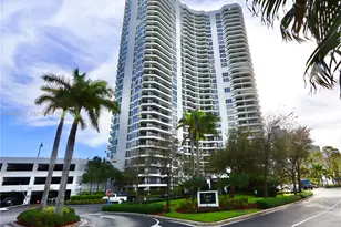 3530 Mystic Pointe Dr, Aventura, FL 33180 - Photo 43