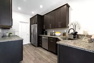 4810 Eucalyptus Dr, Hollywood, FL 33021 - Photo 5