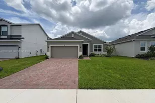 366 Switchgrass Loop, Other City - In The State Of Florida, FL 34715 - Photo 1