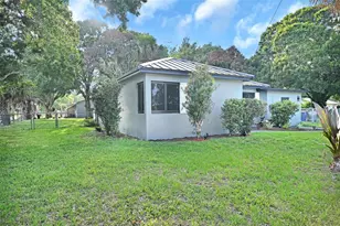511 S 11th St, Fort Pierce, FL 34950 - Photo 35