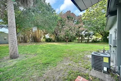 511 S 11th St, Fort Pierce, FL 34950 - Photo 31
