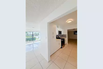 1650 NW 26th Ter #0, Fort Lauderdale, FL 33311 - Photo 7