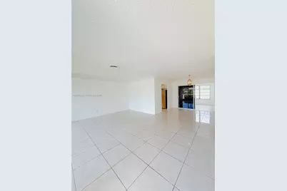 1650 NW 26th Ter #0, Fort Lauderdale, FL 33311 - Photo 13
