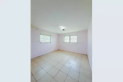 1650 NW 26th Ter #0, Fort Lauderdale, FL 33311 - Photo 17
