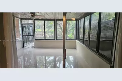 14333 Memorial Hwy #9K, Miami, FL 33161 - Photo 17