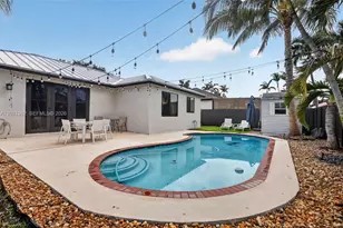 8892 NW 167th St, Miami Lakes, FL 33018 - Photo 57