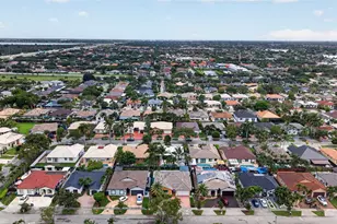 8892 NW 167th St, Miami Lakes, FL 33018 - Photo 71