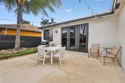 8892 NW 167th St, Miami Lakes, FL 33018 - Photo 51