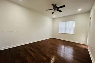 12432 NW 18th Ct, Pembroke Pines, FL 33028 - Photo 9