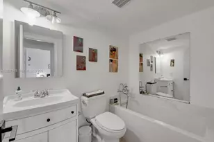 18081 SE Country Club Dr, Jupiter, FL 33469 - Photo 19