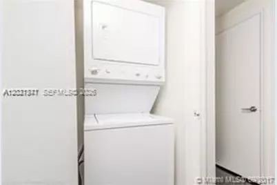 500 Brickell Ave #3503, Miami, FL 33131 - Photo 3