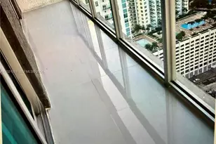 500 Brickell Ave, Miami, FL 33131 - Photo 7