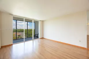 2500 NE 135th St, North Miami, FL 33181 - Photo 7